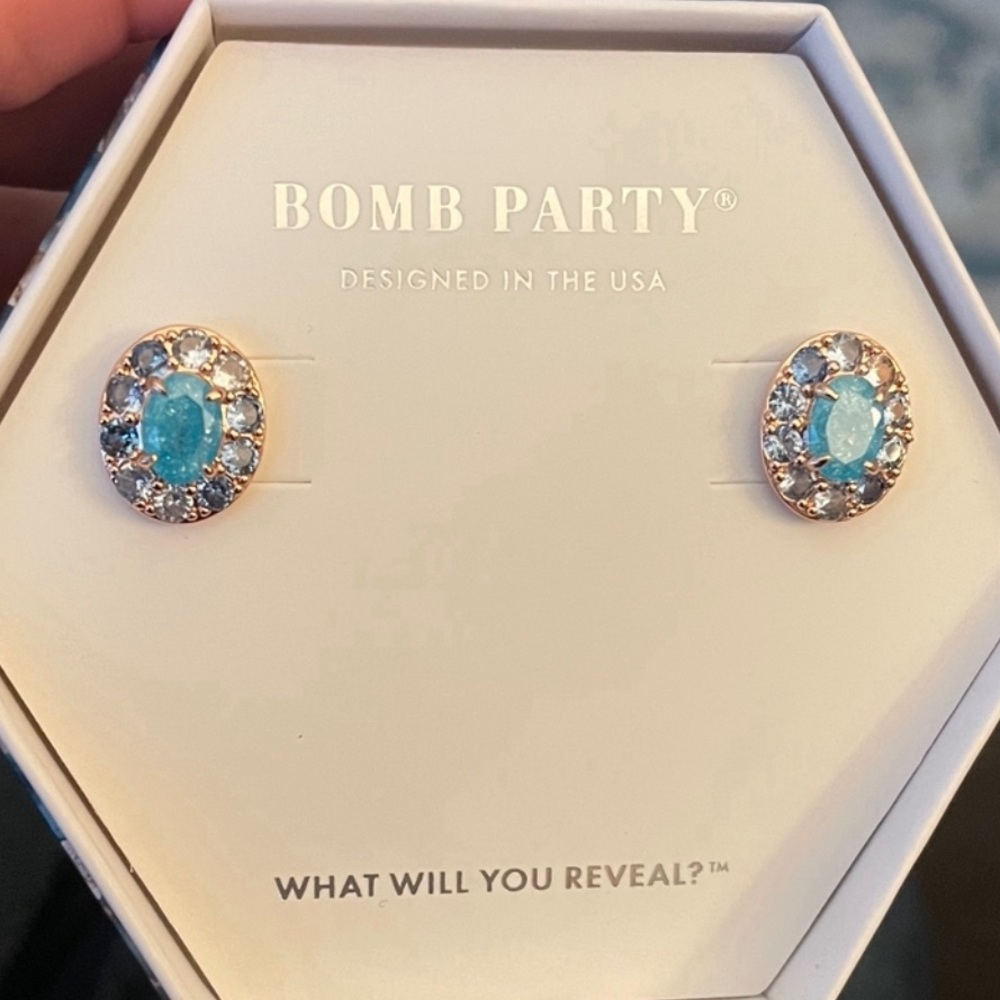 Aquamarine ice crystal on rose gold plated studs